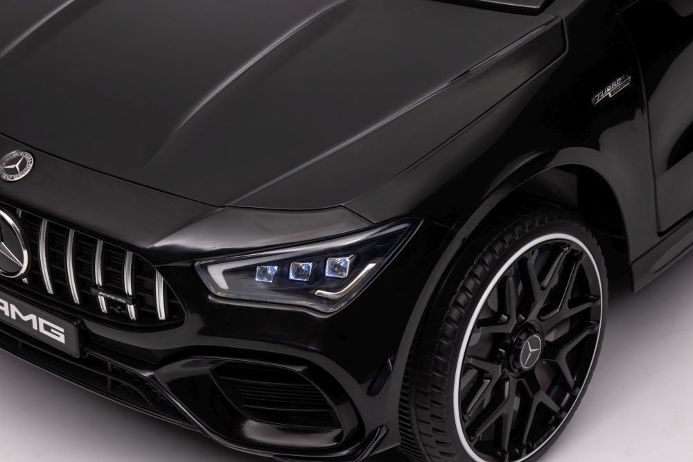 Mercedes CLA crni lakirani 4x4 - auto na akumulator