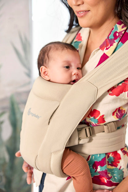 Ergobaby Embrace Soft Air Mesh nosiljka, Cream