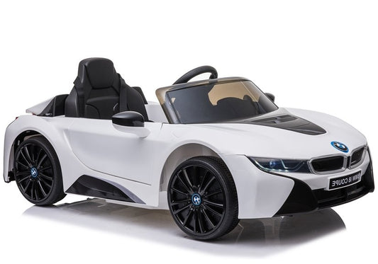 BMW i8 bijeli - auto na akumulator